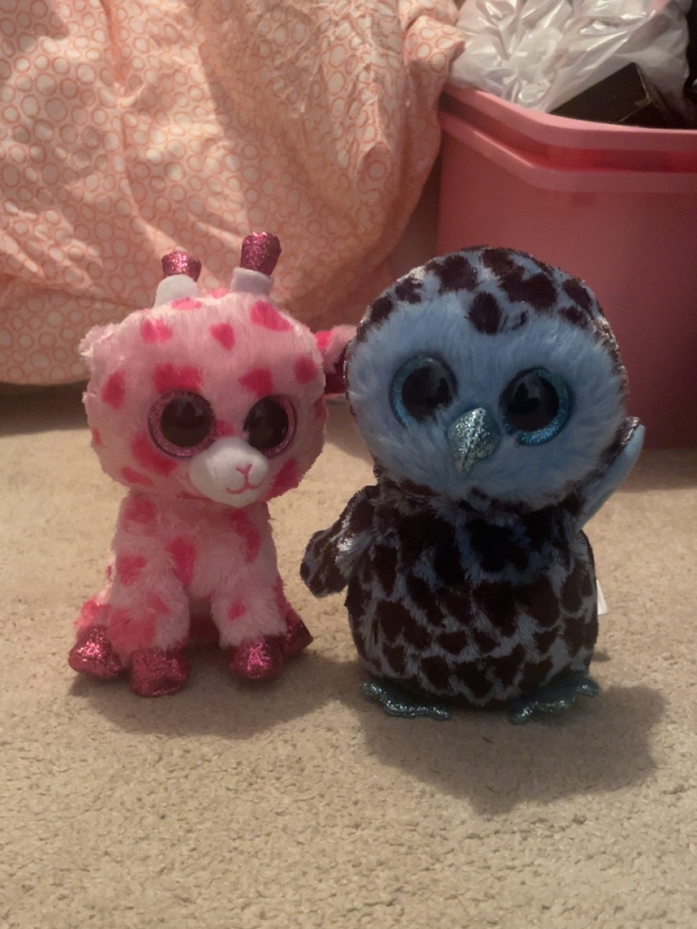 Plush Pink Heart Giraffe Small Toy